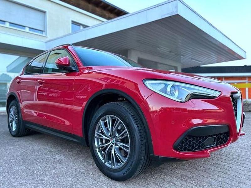 Andere Gebraucht 2020 Alfa Romeo Stelvio Super SUV | 24.990 € (Superpreis) - Bild 1/4