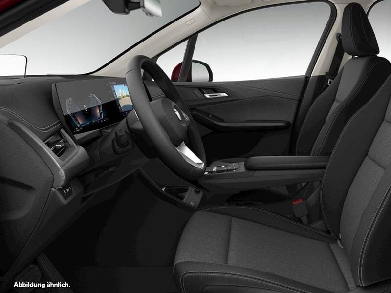 Gebraucht BMW 220 Active Tourer 156 PS (114 kW) 2025 Rot Van / Kleinbus