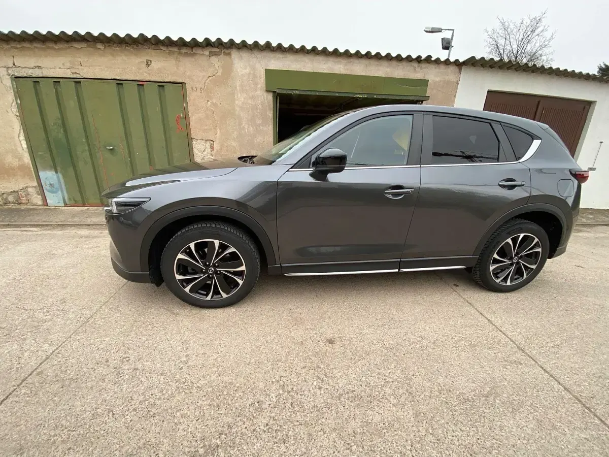 Gebraucht Mazda CX-5 Newground 150 PS (110 kW) 2022 Grau SUV
