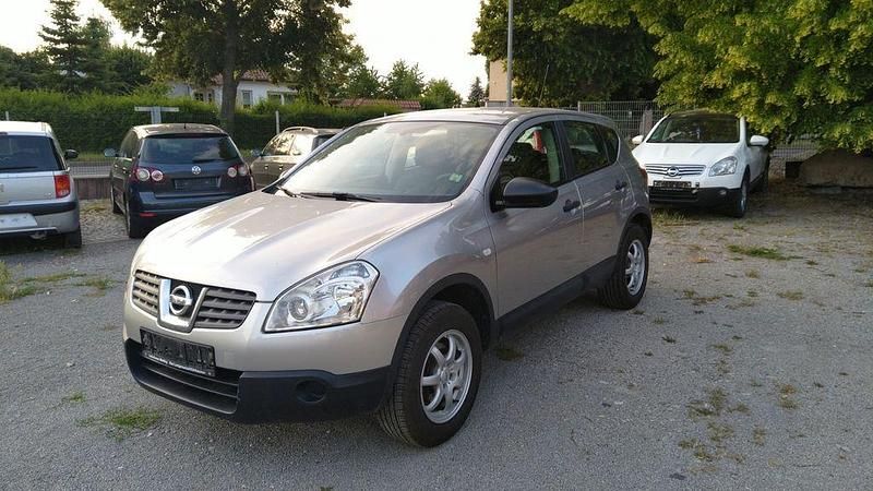 Grau Gebraucht 2009 Nissan Qashqai SUV | 4.400 € (Guter Preis) - Bild 1/4