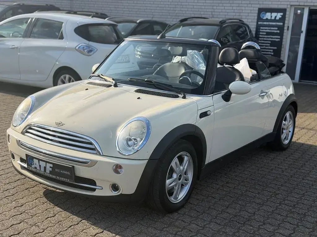 Gebraucht Mini One Cabriolet 90 PS (66 kW) 2007 Weiß Cabrio