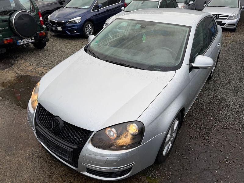 Gebraucht VW Jetta United 122 PS (89 kW) 2008 Silber Limousine