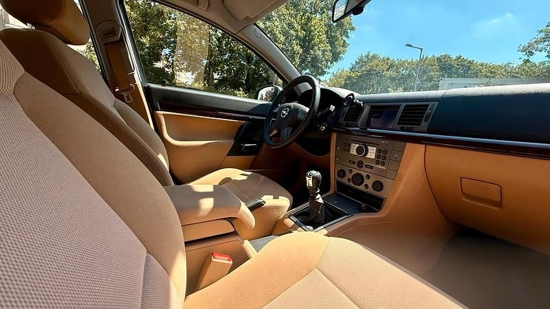 Gebraucht Opel Vectra 155 PS (114 kW) 2004 Grau Limousine