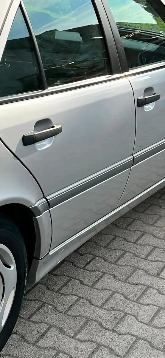Gebraucht Mercedes C240 170 PS (125 kW) 1998 Silber Limousine