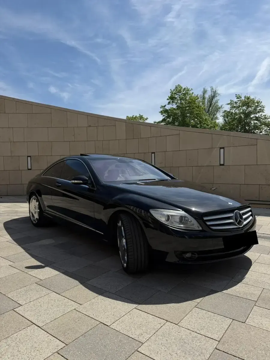 Gebraucht Mercedes CL500 387 PS (284 kW) 2008 Schwarz Coupé