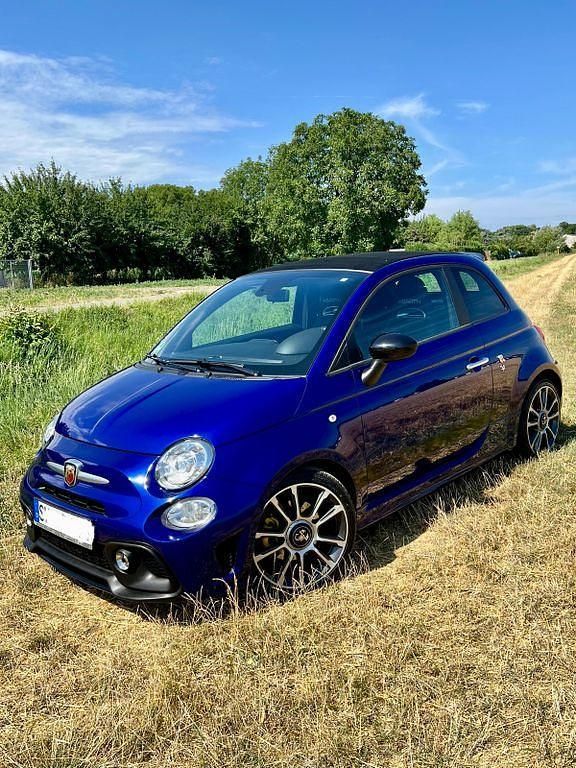 Blau Gebraucht 2019 Abarth 595C Turismo Cabrio | 13.990 € (Fairer Preis) - Bild 1/4