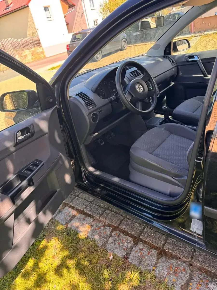 Używany VW Polo 96 KM (70 kW) 2005 Czarny Hatchback