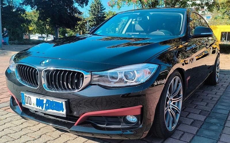 Schwarz Gebraucht 2014 BMW 320 Gran Turismo Sport Line Limousine | 16.400 € (Etwas zu teuer) - Bild 1/4