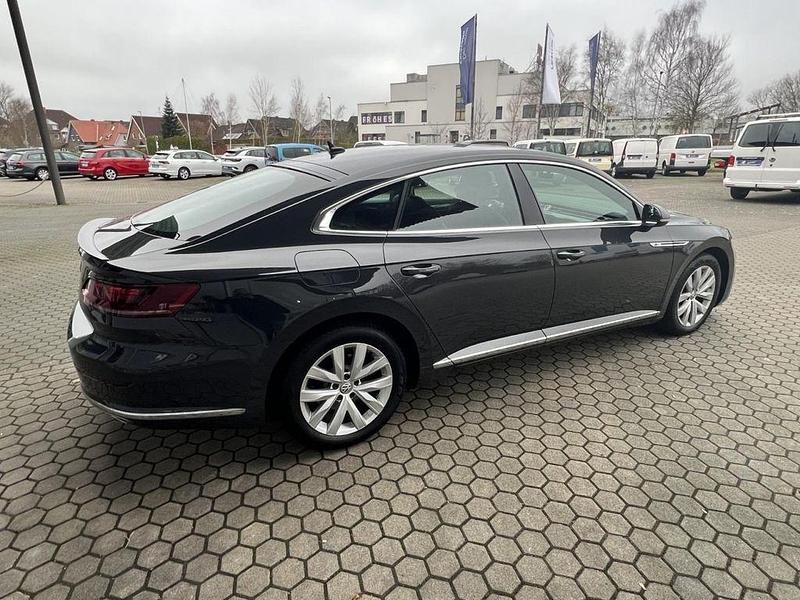 Gebraucht VW Arteon R-line 190 PS (139 kW) 2020 Uranograu (metallic) Coupé