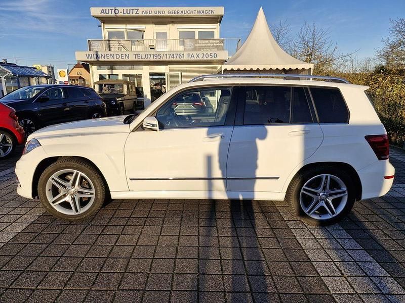 Polarweiss Gebraucht 2012 Mercedes GLK250 Sport SUV | 22.950 € (Teuer) - Bild 1/4