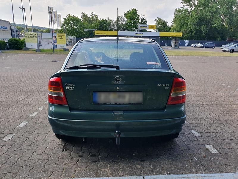 Gebraucht Opel Astra 84 PS (61 kW) 2001 Grün Kleinwagen
