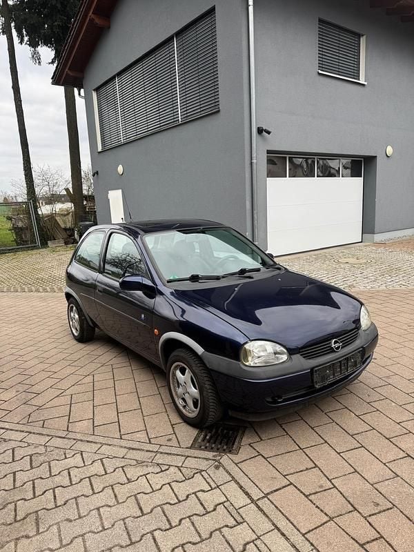 Gebraucht Opel Corsa 65 PS (47 kW) 1999 Blau Kleinwagen