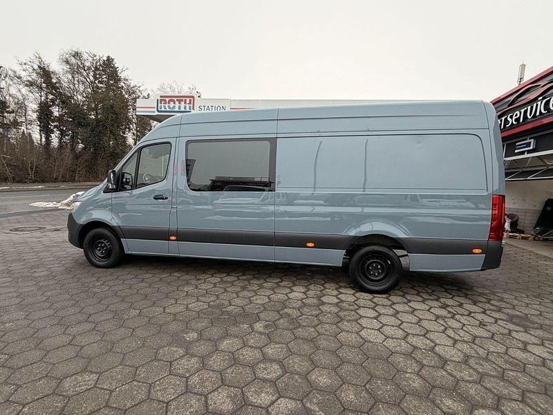 Gebraucht Mercedes Sprinter 190 PS (139 kW) 2021 Blau Van
