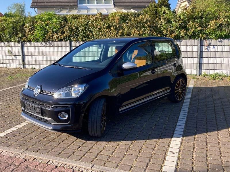 Usata VW up! 90 CV (66 kW) 2018 Nero Utilitaria