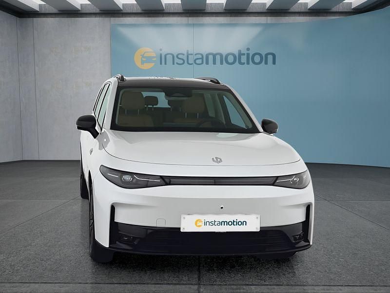 Neu Leapmotor C10 160 kW (218 PS) 2025 Grau SUV