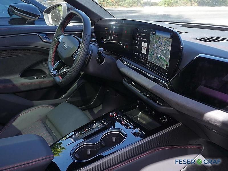 Gebraucht Audi A6 Ambiente 367 PS (269 kW) 2025 Mythosschwarz metallic Kombi