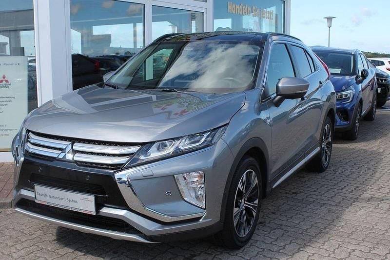Grau Gebraucht 2020 Mitsubishi Eclipse Cross Edition+ SUV | 17.890 € (Fairer Preis) - Bild 1/4