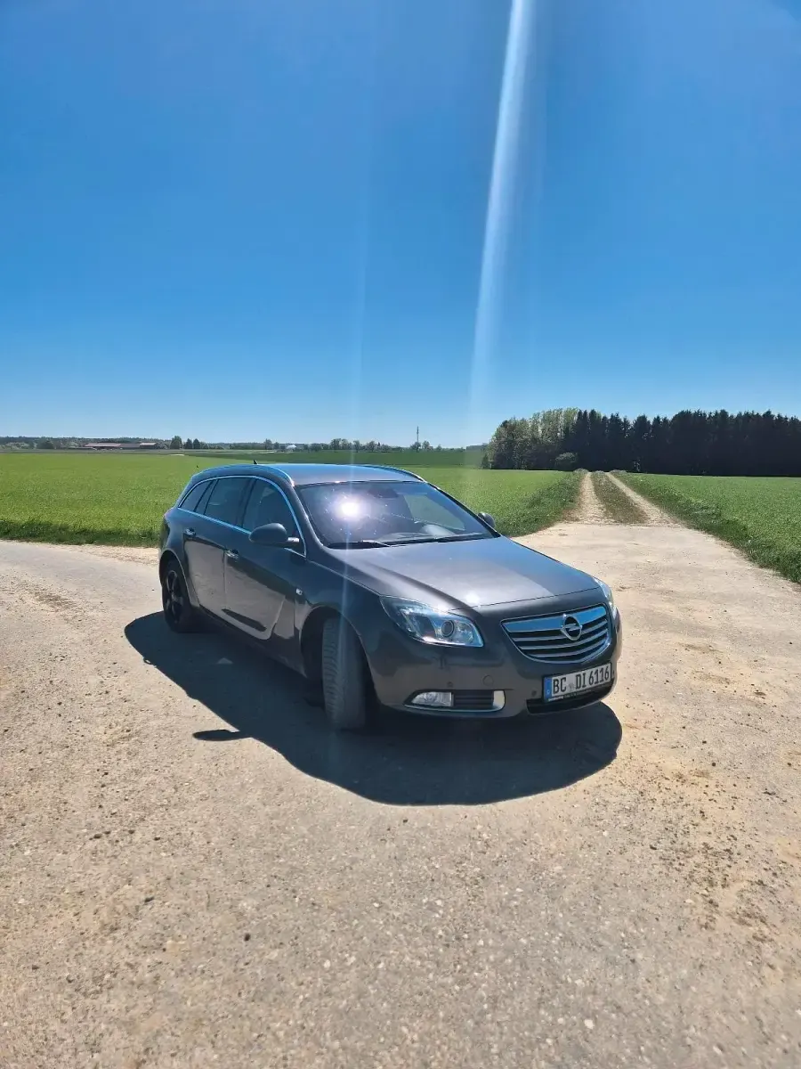 Gebraucht Opel Insignia 160 PS (117 kW) 2011 Grau Kombi