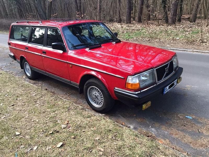 Gebraucht Volvo 240 79 PS (58 kW) 1991 Rot Kombi