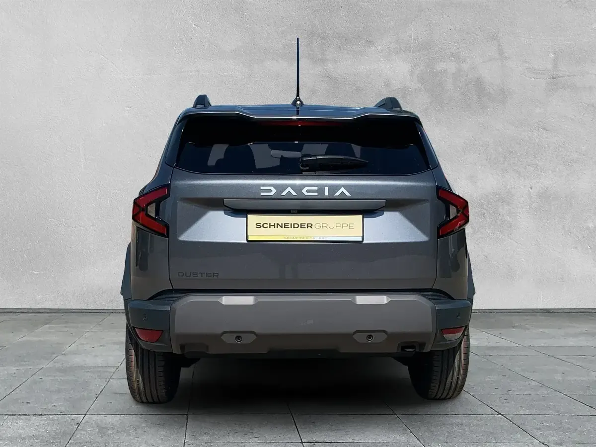 Neu Dacia Duster Journey 140 PS (102 kW) 2026 Grau SUV
