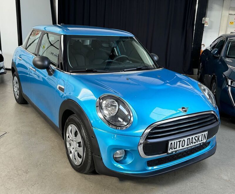 Blau Gebraucht 2018 Mini ONE Kleinwagen | 9.700 € (Guter Preis) - Bild 1/4