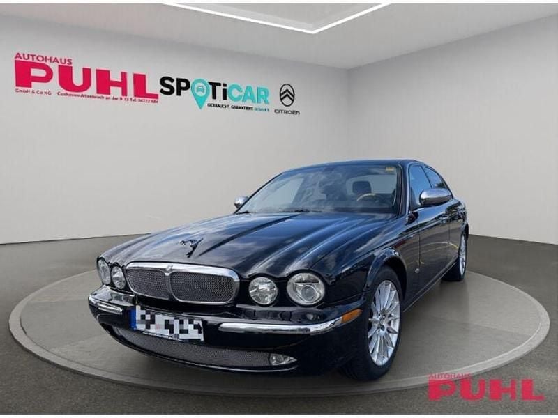 Schwarz Gebraucht 2007 Jaguar XJ Limousine | 15.990 € (Fairer Preis) - Bild 1/4