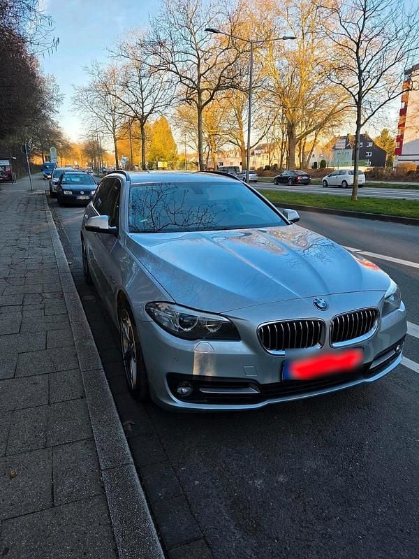 Gebraucht BMW 520 190 PS (139 kW) 2017 Silber Kombi