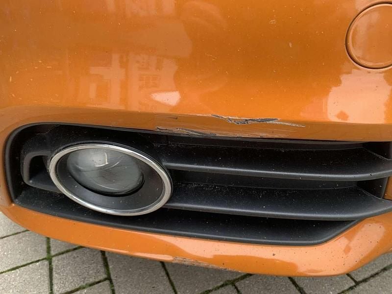 Orange Gebraucht 2013 Audi A1 Attraction Kleinwagen | 7.000 € (Guter Preis) - Bild 1/4