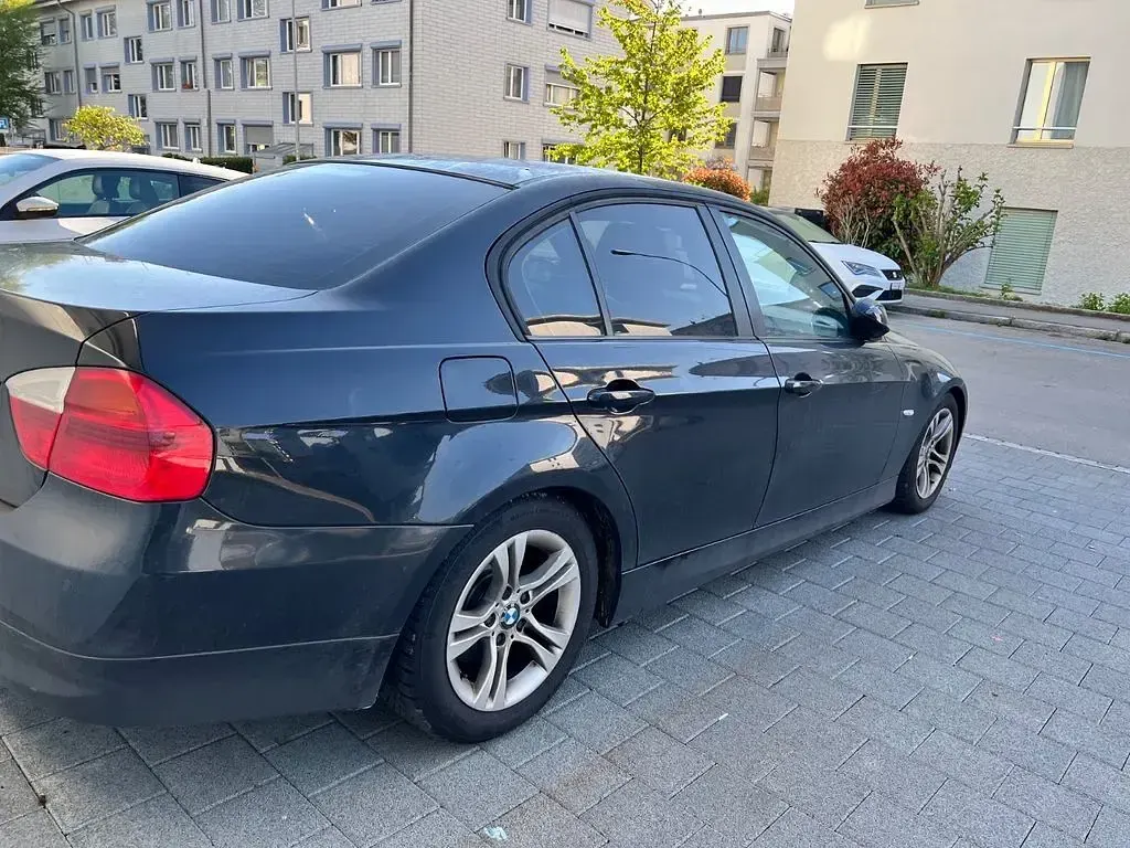 Gebraucht BMW 318 Performance 129 PS (94 kW) 2007 Schwarz Limousine
