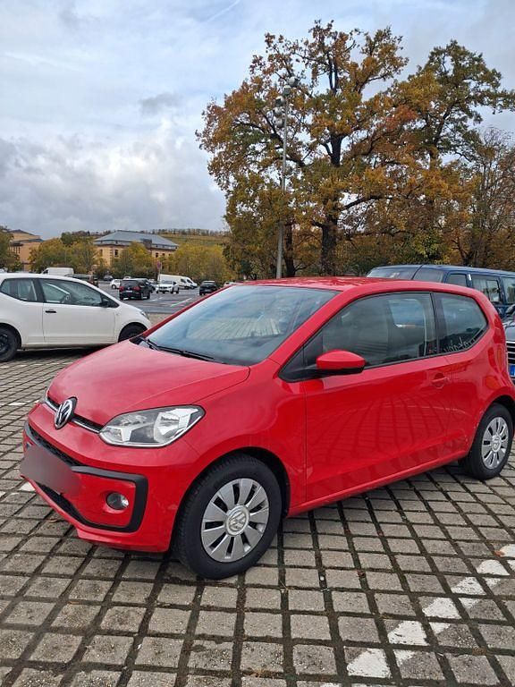 Second-hand VW up! 60 CP (44 kW) 2018 Roșu Hatchback