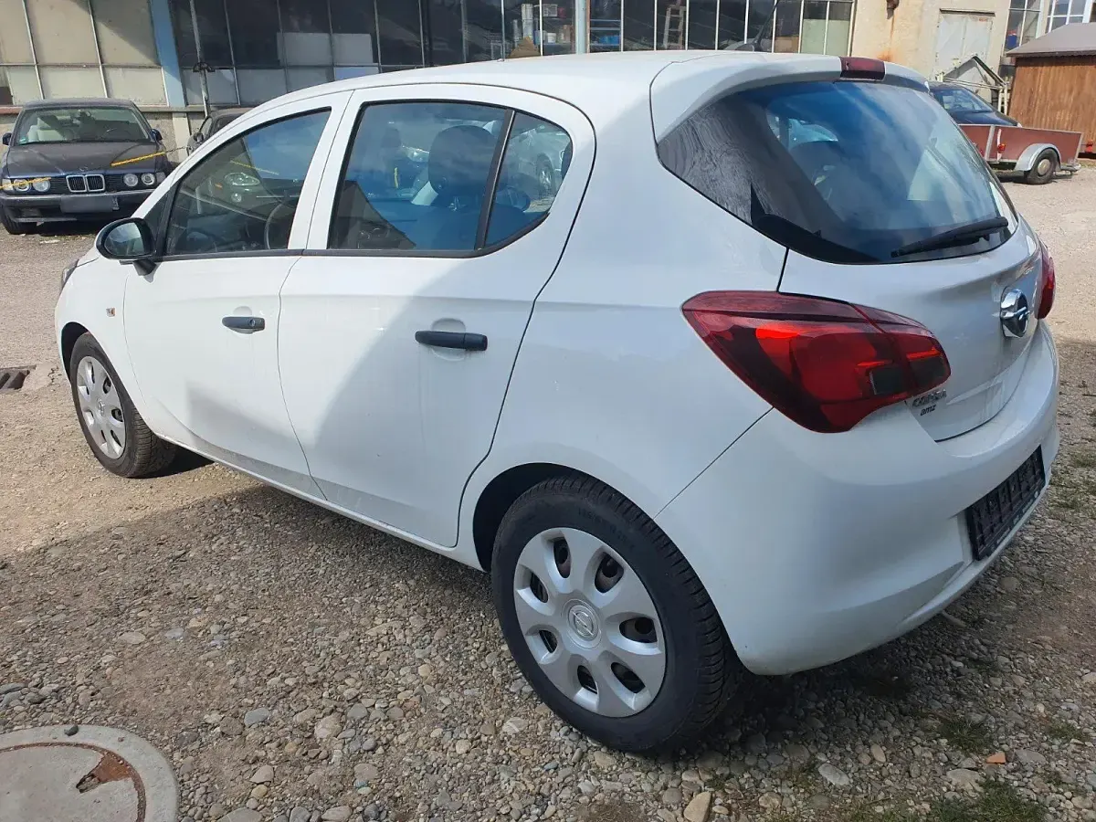 Gebraucht Opel Corsa 69 PS (50 kW) 2016 Weiß Kleinwagen