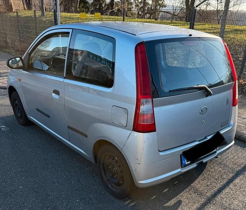 Gebraucht Daihatsu Cuore 58 PS (42 kW) 2004 Silber Kleinwagen