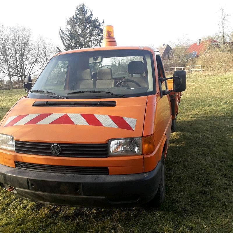 Orange Gebraucht 2001 VW T4 Van | 5.000 € (Guter Preis) - Bild 1/4