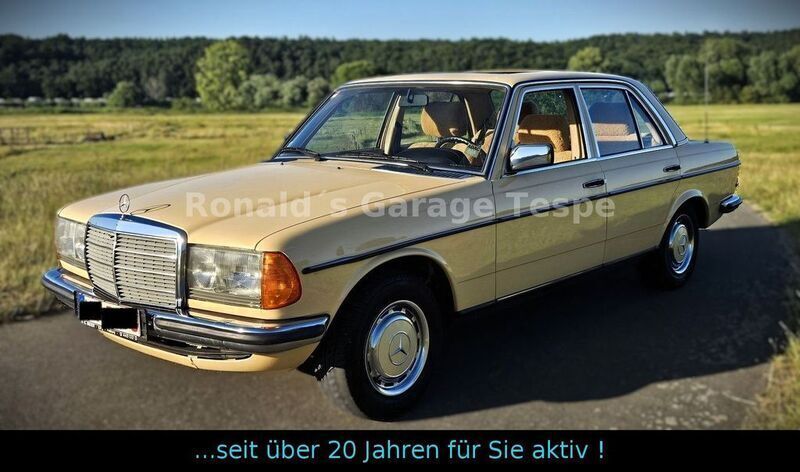Gebraucht Mercedes E280 181 PS (133 kW) 1981 Gelb Limousine
