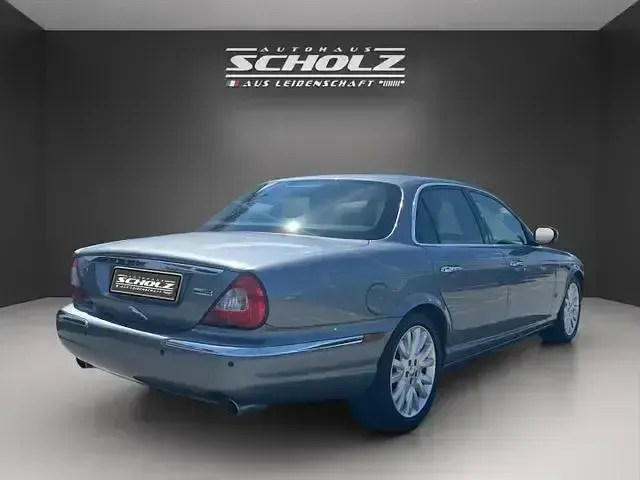 Gebraucht Jaguar XJ 207 PS (152 kW) 2006 Grau Limousine