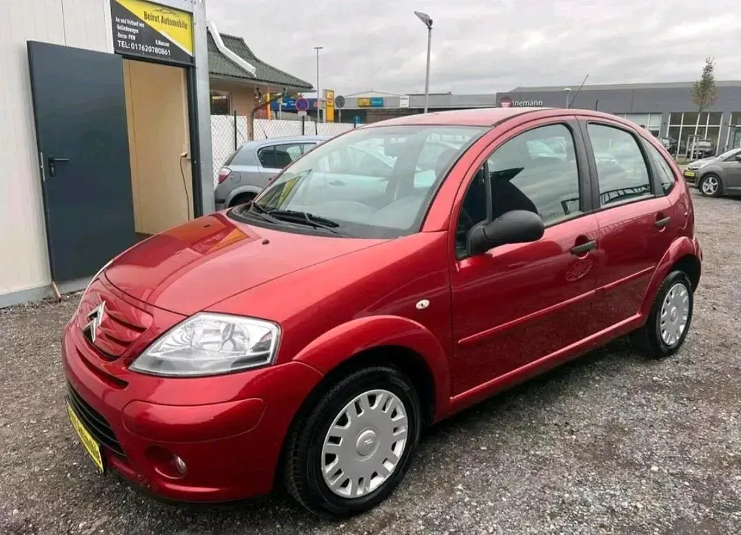 Gebraucht Citroën C3 60 PS (44 kW) 2007 Rot Kleinwagen