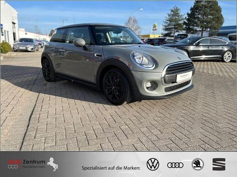 Gebraucht Mini ONE Pepper 102 PS (75 kW) 2018 Moonwalk grey (metallic) Kleinwagen