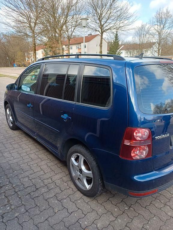 Gebraucht VW Touran Trendline 140 PS (102 kW) 2007 Blau Van / Kleinbus