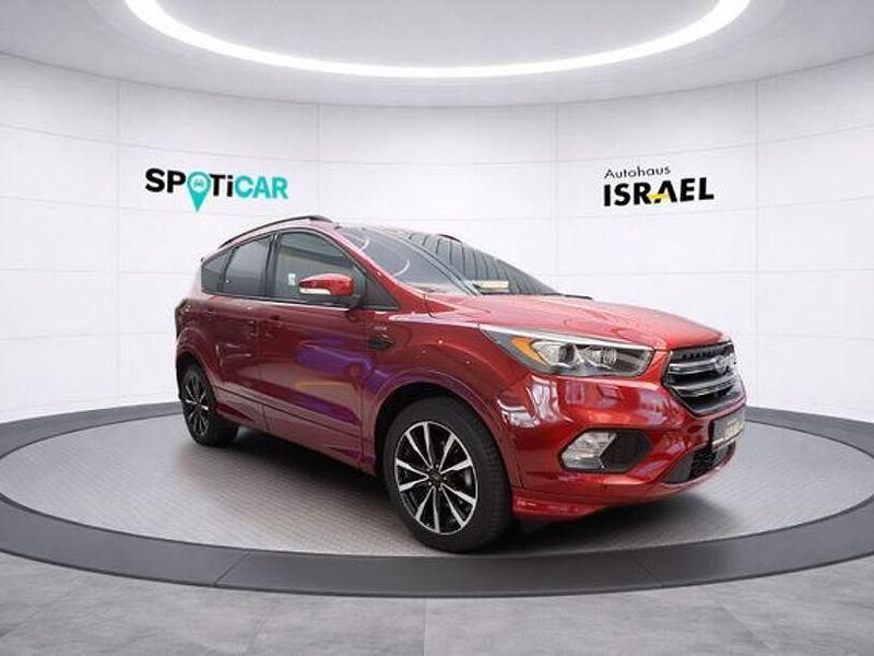 Gebraucht Ford Kuga ST-Line 150 PS (110 kW) 2017 Rot SUV