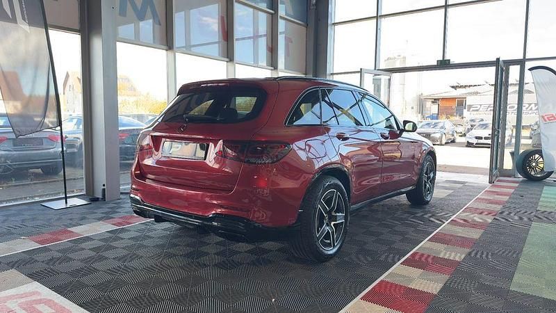 Gebraucht Mercedes GLC400d 330 PS (242 kW) 2021 Rot SUV