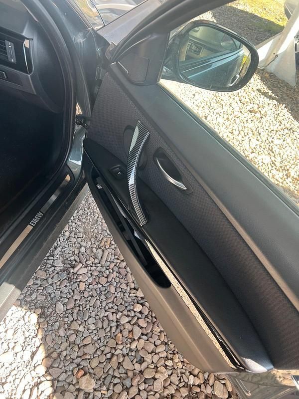 Brugt BMW 325 218 HK (160 kW) 2009 Grå Sedan