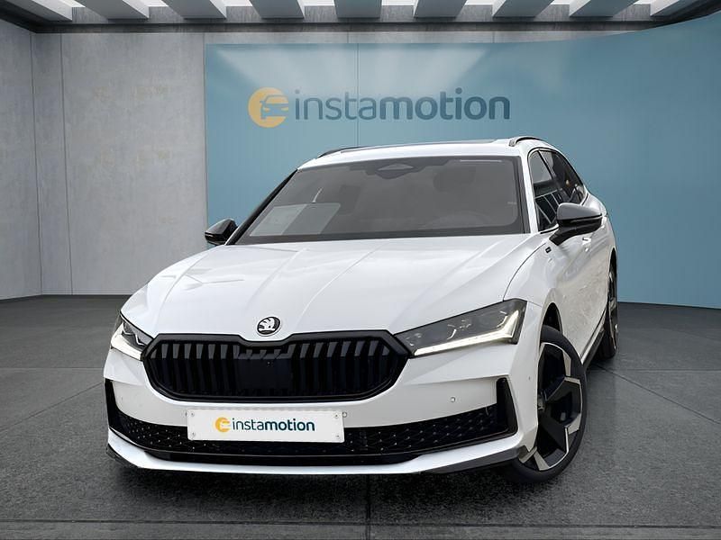 Weiß Neu 2025 Skoda Superb Kombi | 58.849 € - Bild 1/4