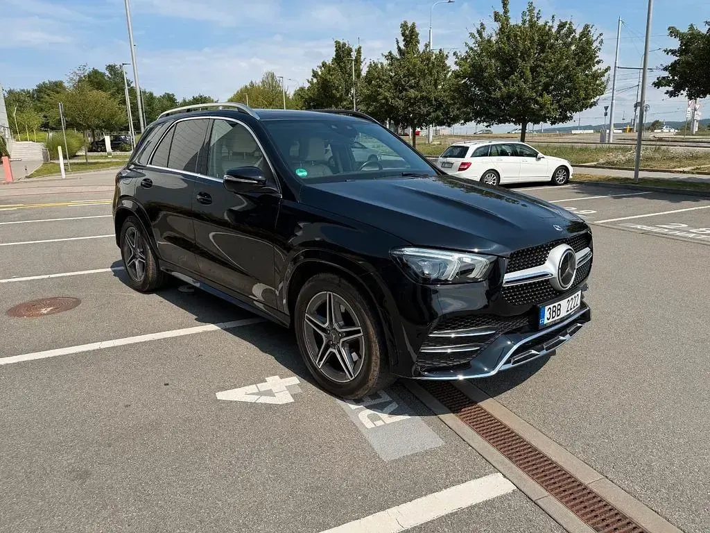 Gebraucht Mercedes GLE580 AMG 489 PS (359 kW) 2022 Schwarz SUV