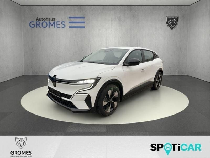 Gletscherweiss Gebraucht 2022 Renault Mégane IV Equilibre Limousine | 23.990 € (Superpreis) - Bild 1/4