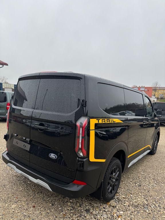 Neu Ford Transit Custom 170 PS (125 kW) 2025 Schwarz Van / Kleinbus
