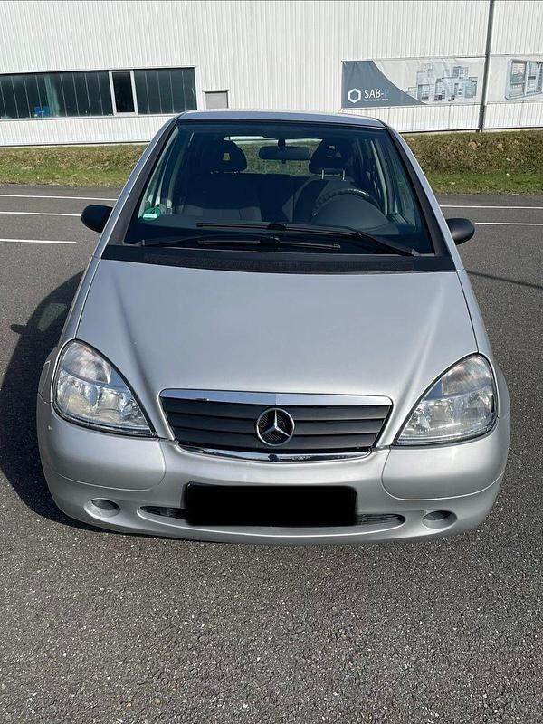Gebraucht Mercedes A140 Classic 82 PS (60 kW) 2000 Silber Van / Kleinbus