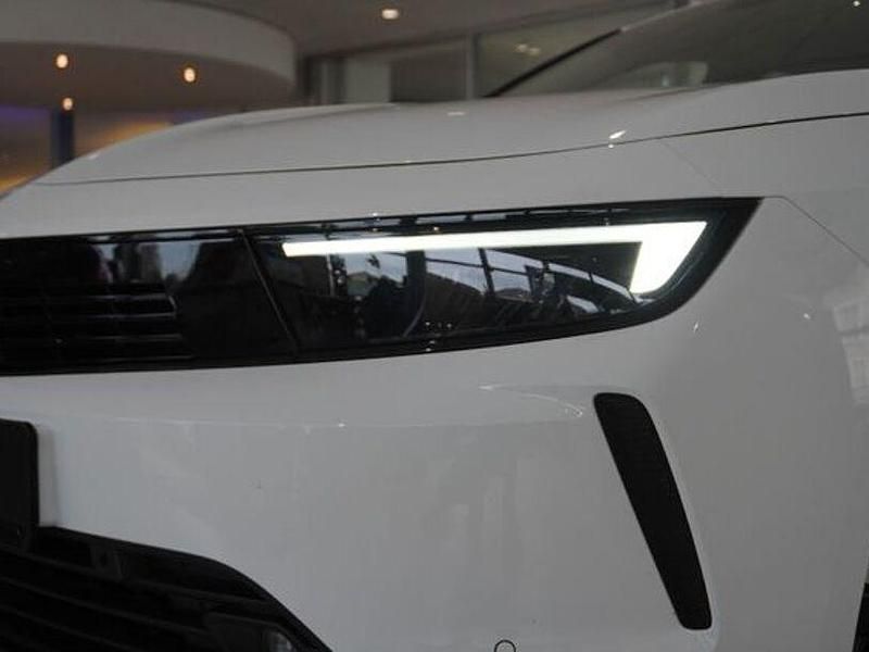 Gebraucht Opel Astra 2024 Weiss Limousine