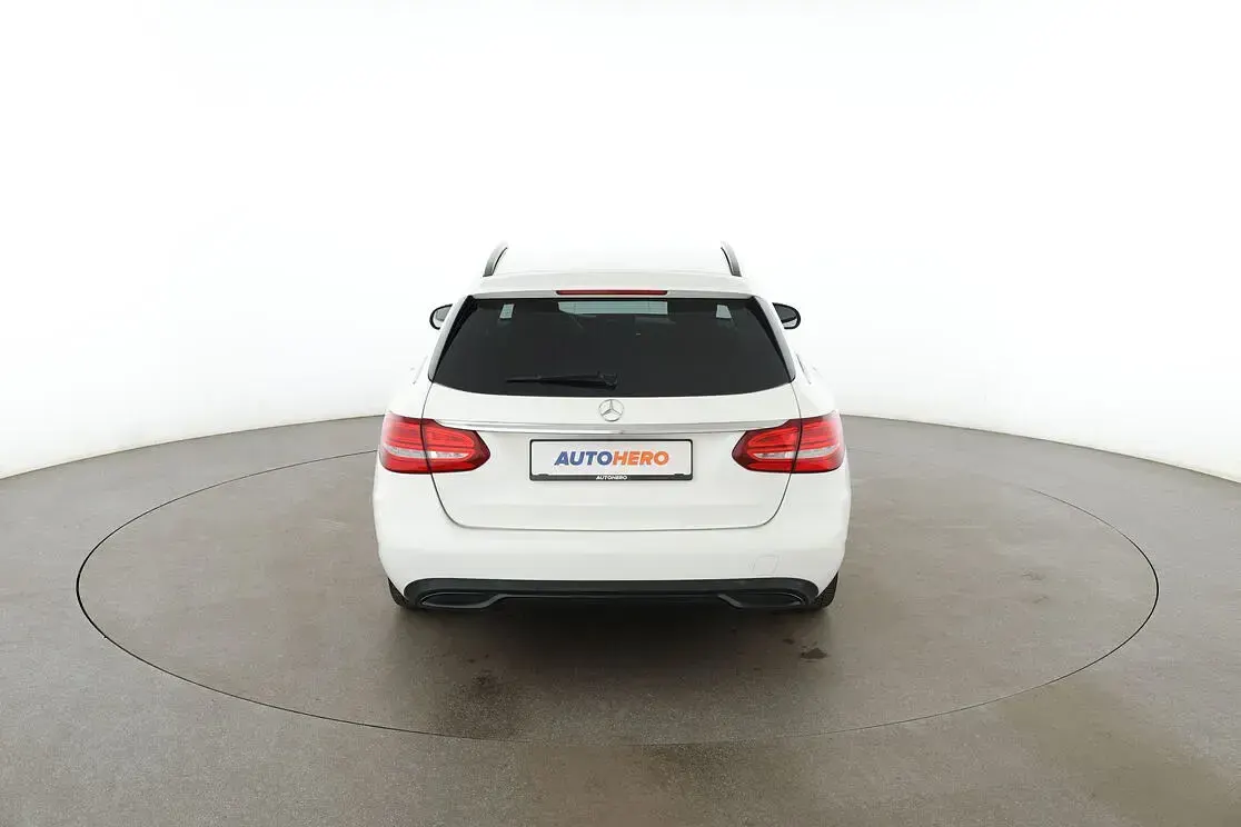 Gebraucht Mercedes C180 Avantgarde 2017 Weiß Kombi