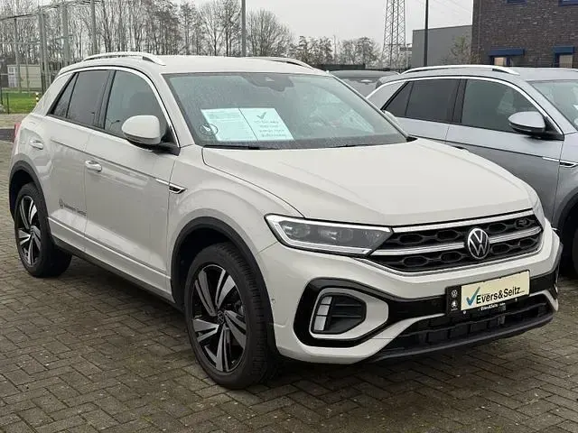 Gebraucht VW T-Roc IQ Drive 150 PS (110 kW) 2025 Grau SUV