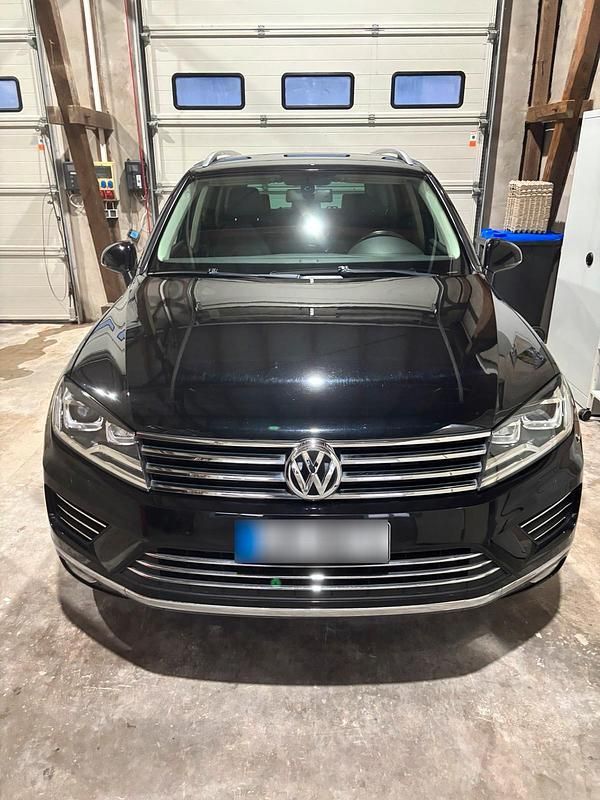 Gebraucht VW Touareg Terrain Tech 262 PS (192 kW) 2016 Schwarz SUV